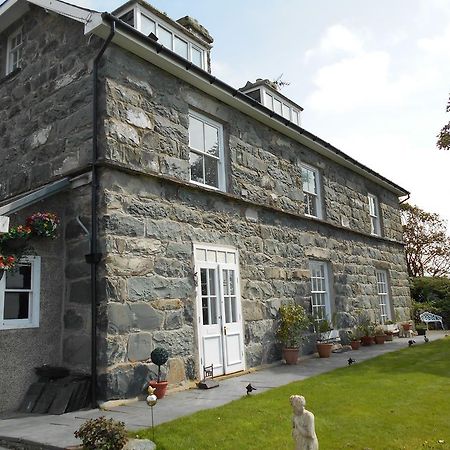 Hendre Clochydd Hall Llanaber Exterior photo