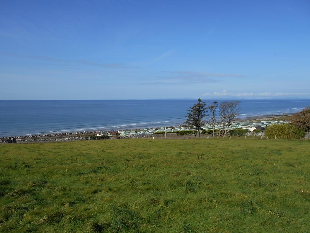Hendre Clochydd Hall Llanaber Exterior photo